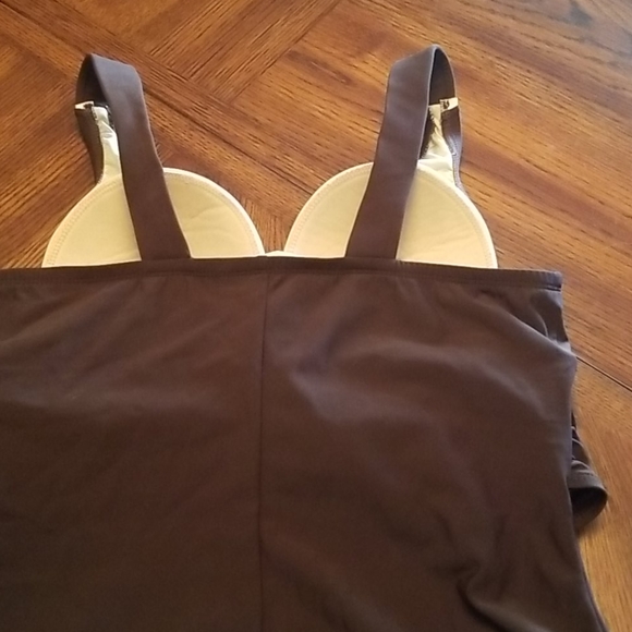 Bathing suit - Picture 5 of 7